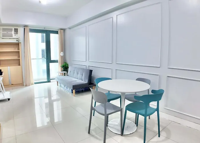 Spacious Family Near Naia Airport Apartahotel